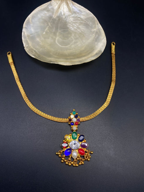 Navratna Gold Kemp Choker
